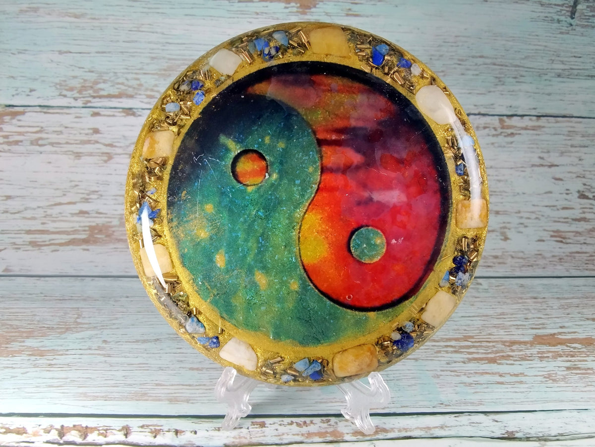 Mittelgroße Orgonit - Platte mit Ying - Yang Symbol - WohlfühlenJ. Selfa Kornkammer Natur