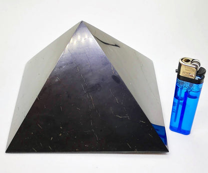 Schungit Pyramide (unpoliert) - WohlfühlenSchungit - Welt Kornkammer Natur